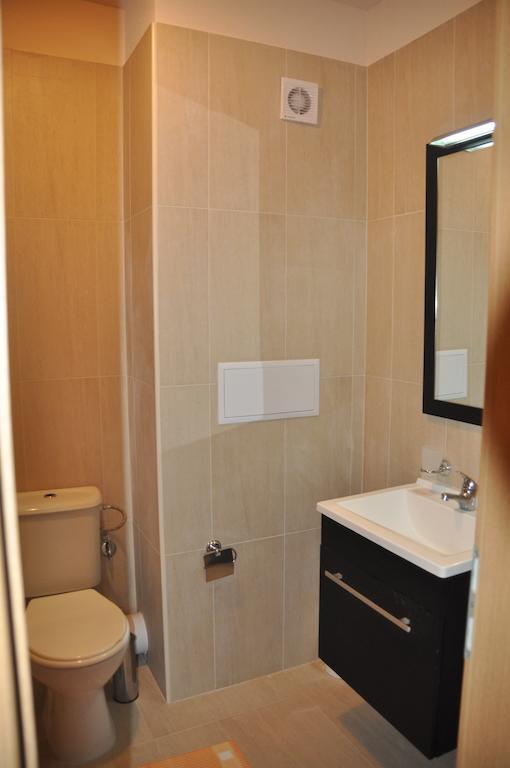 Lighthouse Golf Apart Complex&Villas 발치크 객실 사진